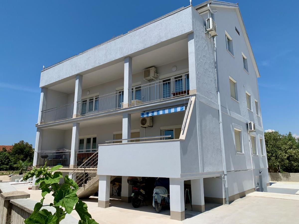 Apartments Janko Пакоштане Экстерьер фото