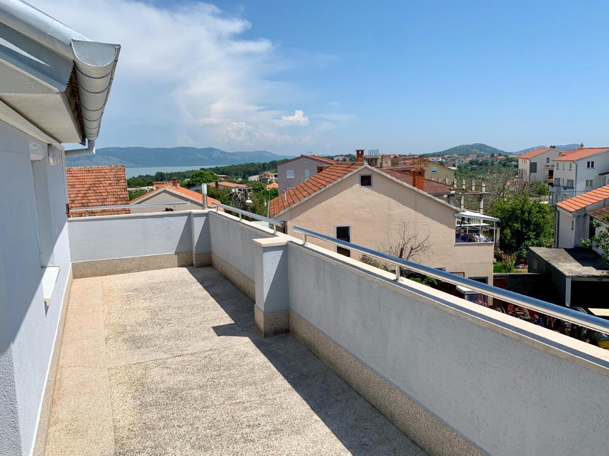 Apartments Janko Пакоштане Экстерьер фото
